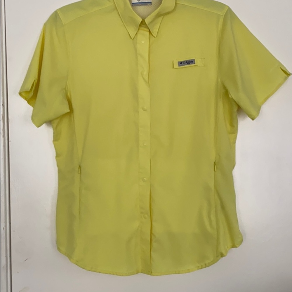 women’s Columbia PFG shirt